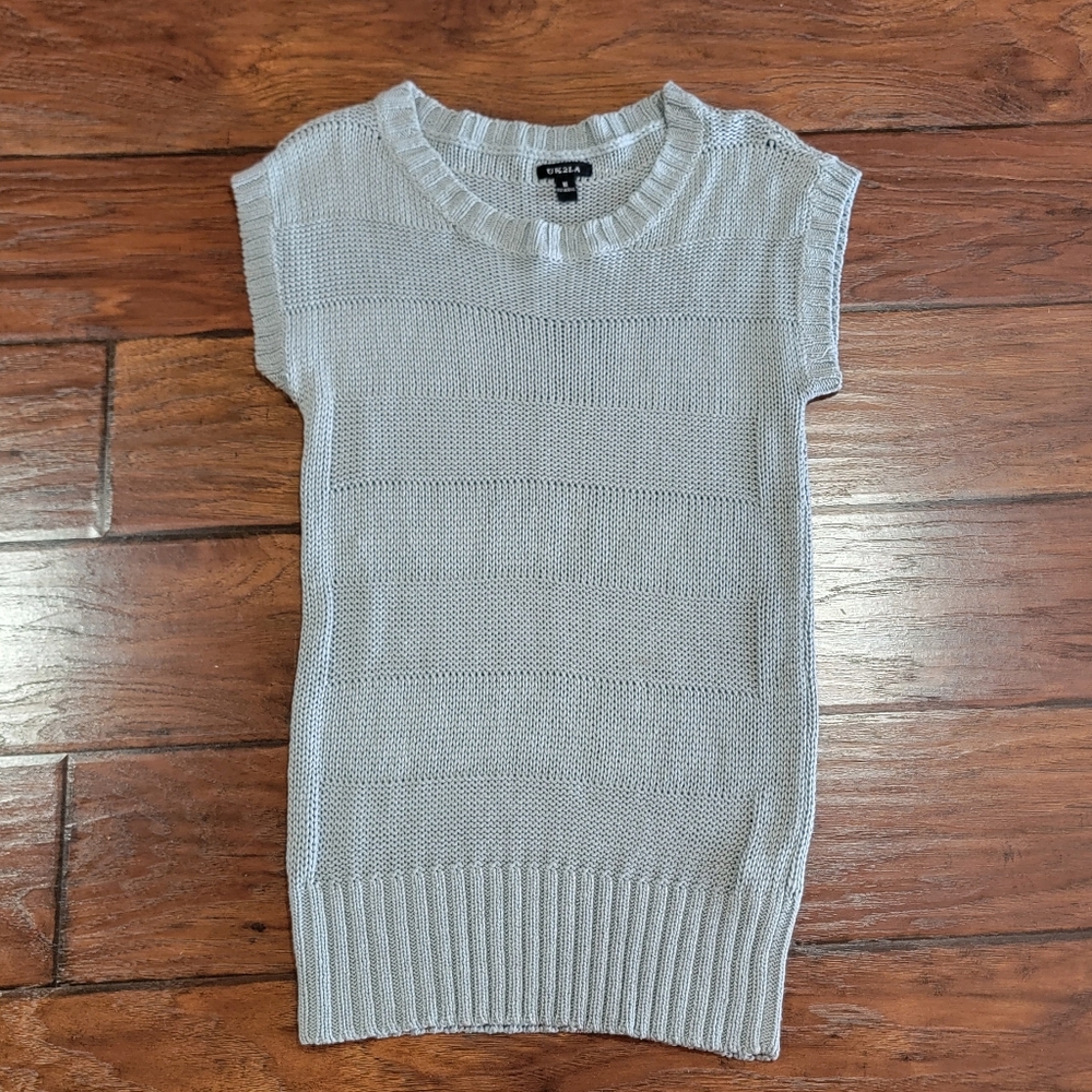 UK2LA sweater